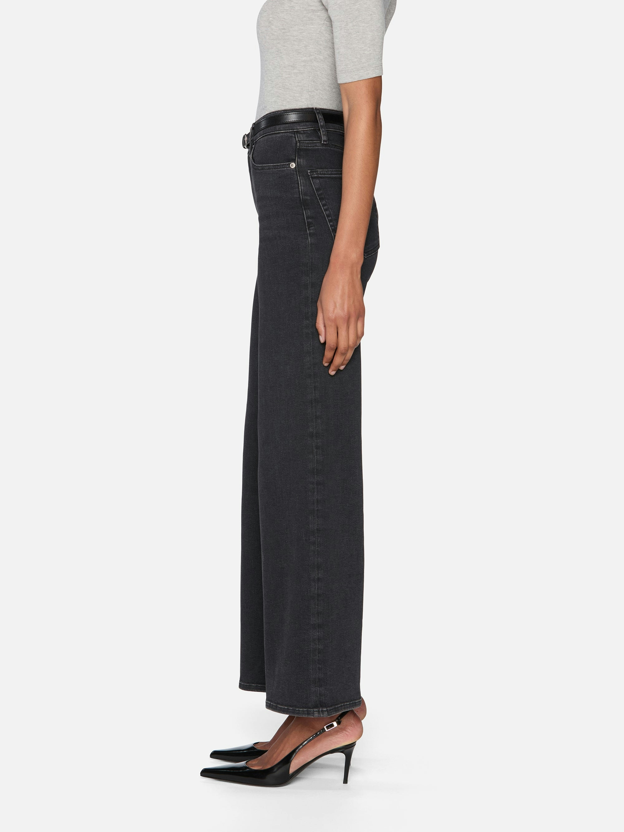 jeans side image